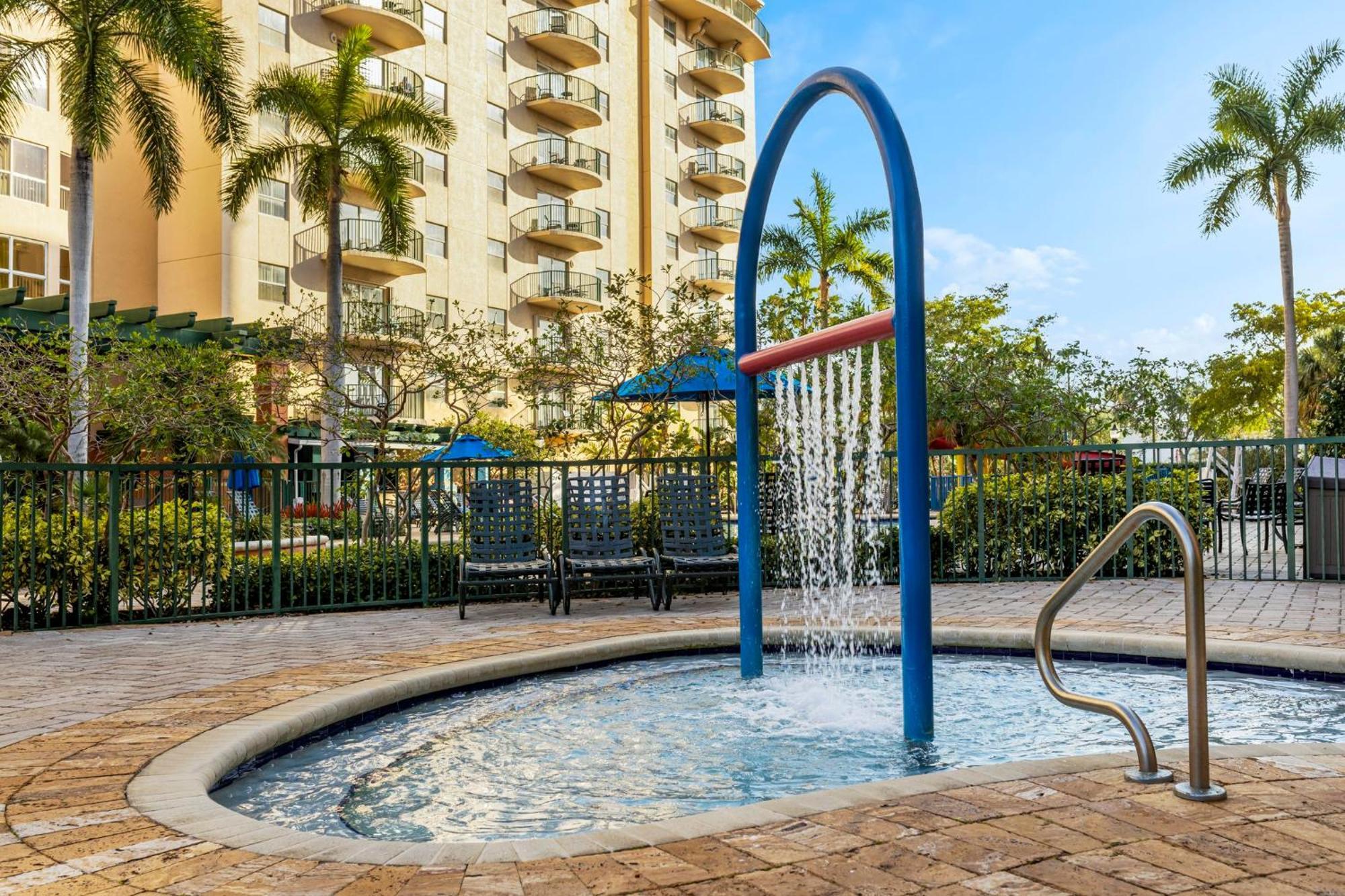 מלון פומפנו ביץ' Club Wyndham Palm-Aire מראה חיצוני תמונה